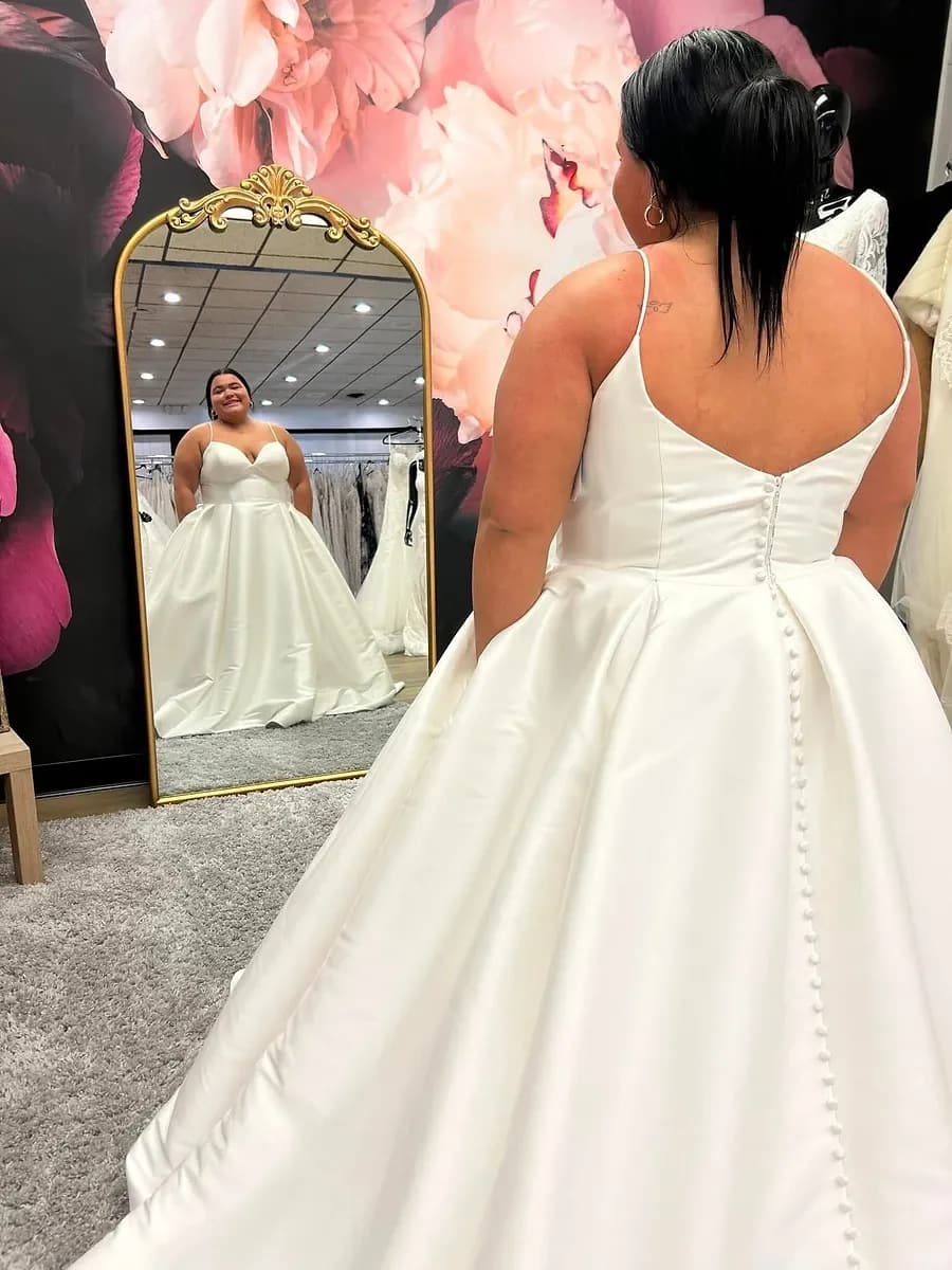 Meet Maria, the bridal hype woman — photographed by Something Blue