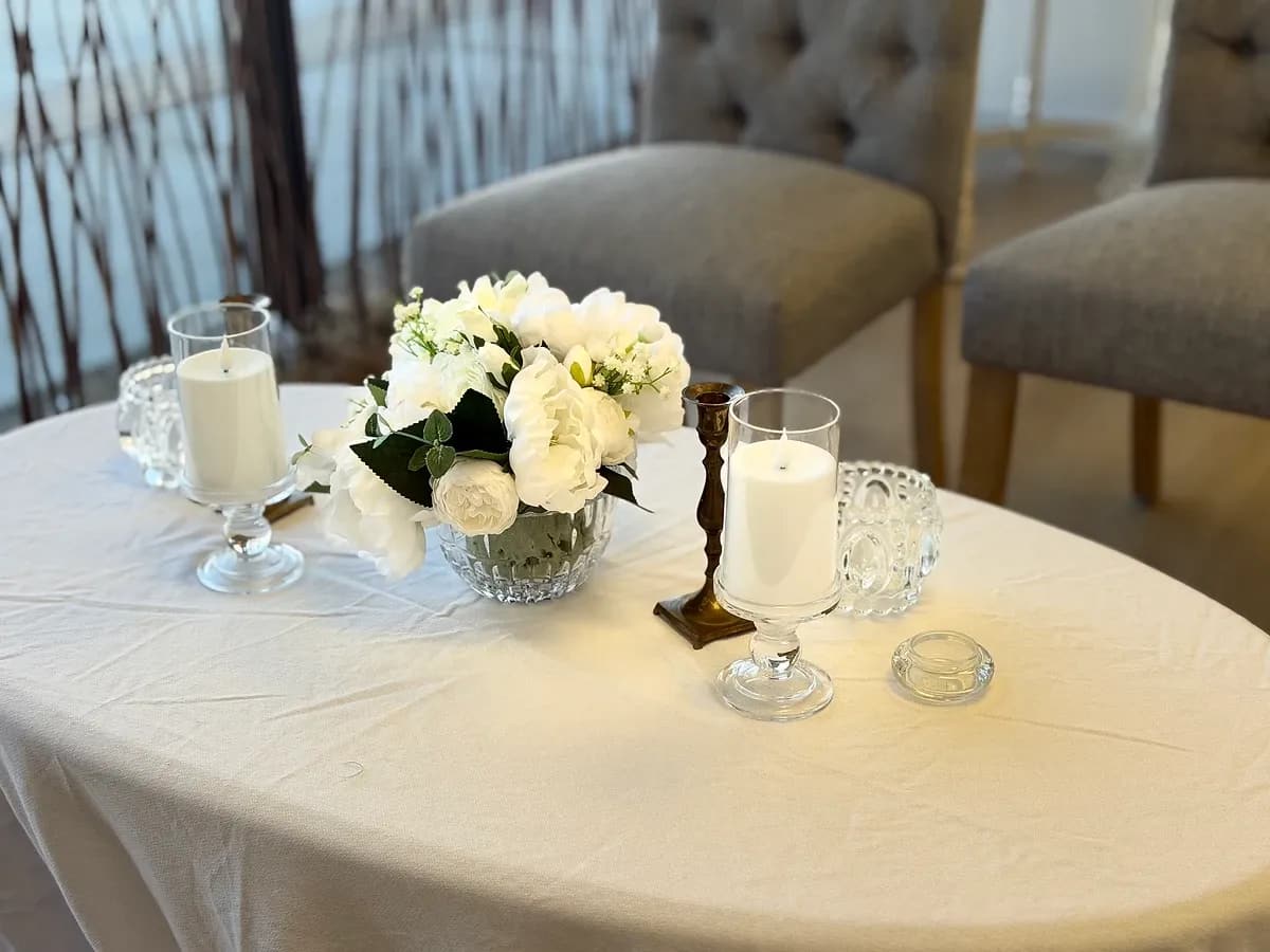 What actually happens during a décor consultation — photographed by Something Blue